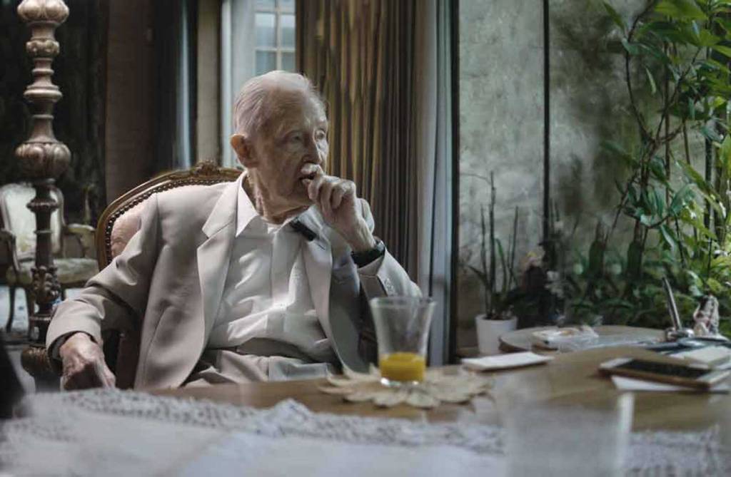 100 years old gentleman Franz Josef Fieger, Duesseldorf 2021 by Martin Blum